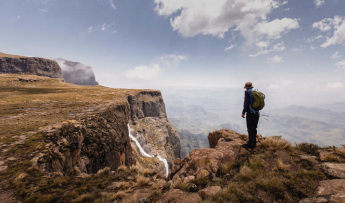 Đánh giá Địa hình của đường mòn Drakensberg Traverse ở Nam Phi cho người leo núi mới bắt đầu